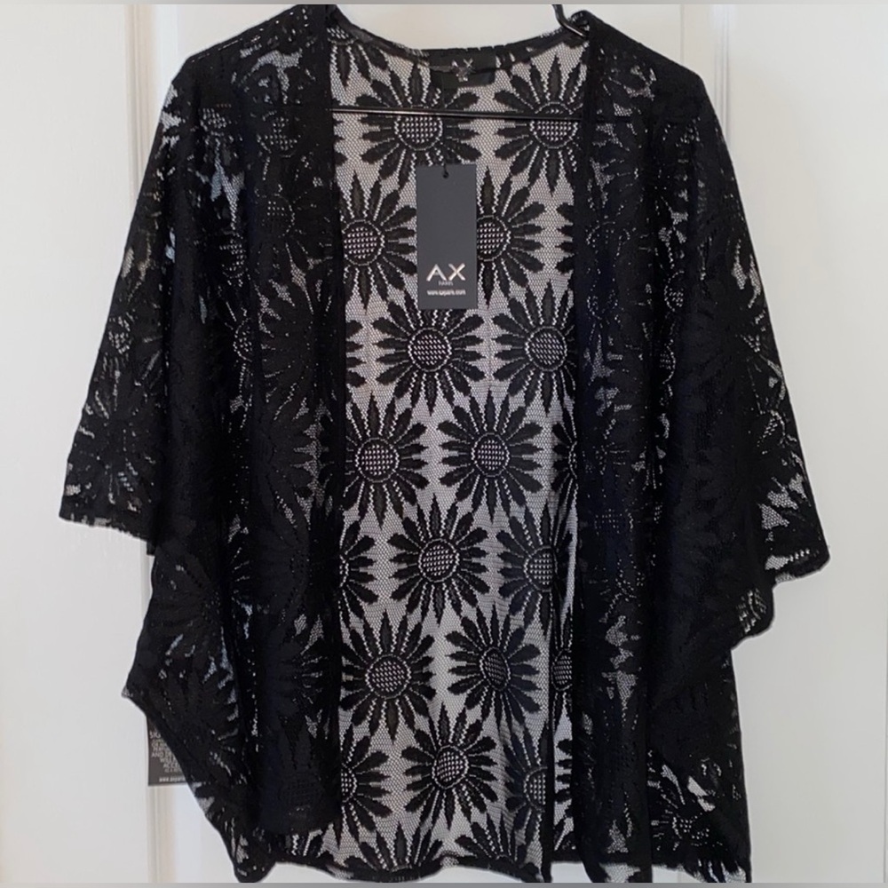 NWT AX Paris Sunflower Lace Kimono, size S/M